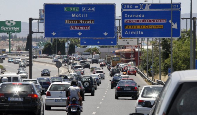 Esta Semana Santa se prevn 3,3 millones de desplazamientos en Andaluca. 