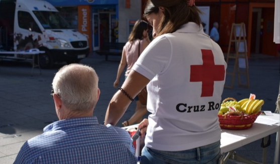 Una campaa sobre la 'Ola de Calor' llega maana viernes a Almucar de la mano de Cruz Roja para prevenir los efectos de las altas temperaturas 