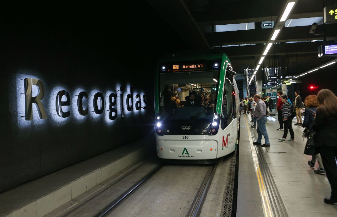 Las frecuencias de paso de Metro Granada para la Procesin Magna se vern reforzadas este sbado