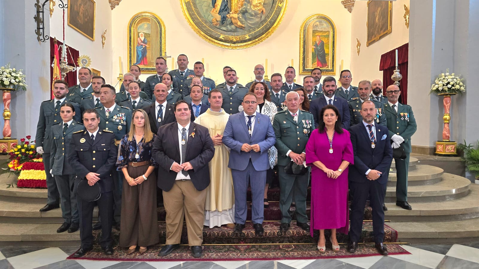 El Ayuntamiento de Almuñécar y la Guardia Civil han celebrado hoy de ...