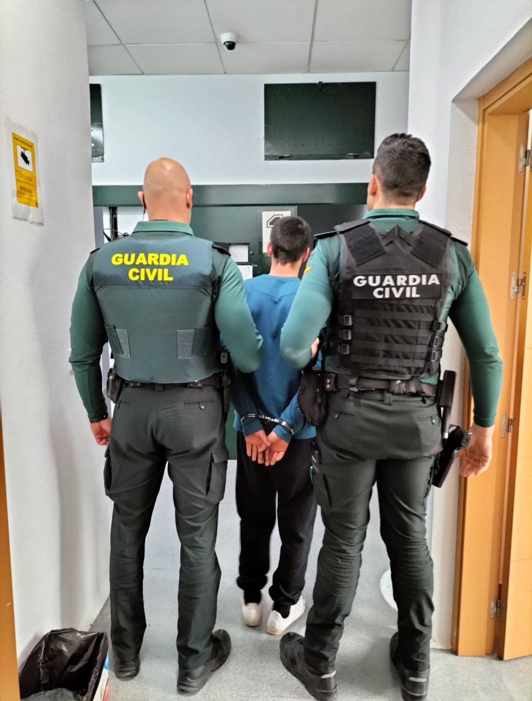 La Guardia Civil detiene a un joven tras asaltar una gasolinera de Ogjares 
