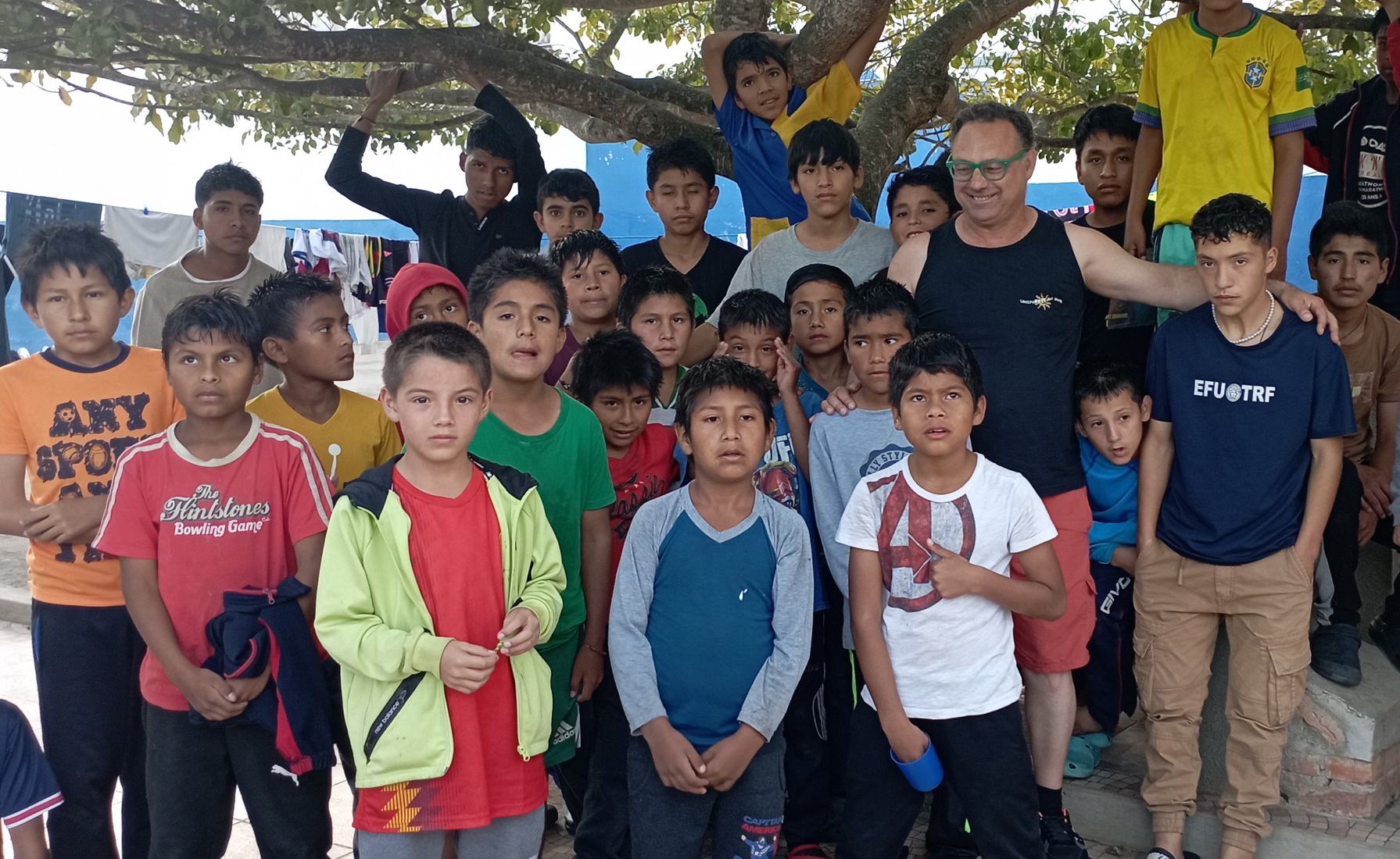 Una Chirigota Solidaria por Bolivia recorrer este lunes las calles y plazas de Salobrea.