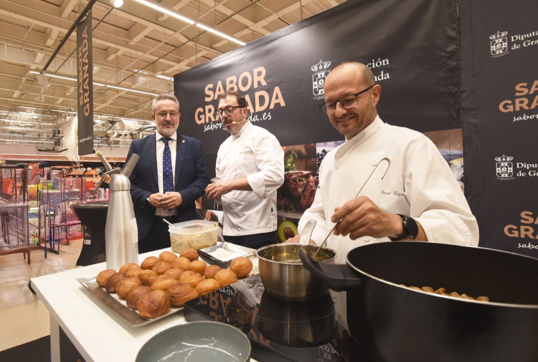 Sabor Granada y la Gua Repsol se alan para promocionar productos gastronmicos y bares emblemticos de la provincia