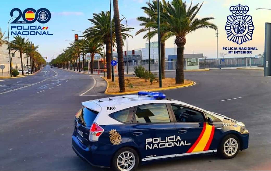 Detenida la duea de una clnica dental de Motril que ejerca sin titulacin y cerr sin completar tratamientos