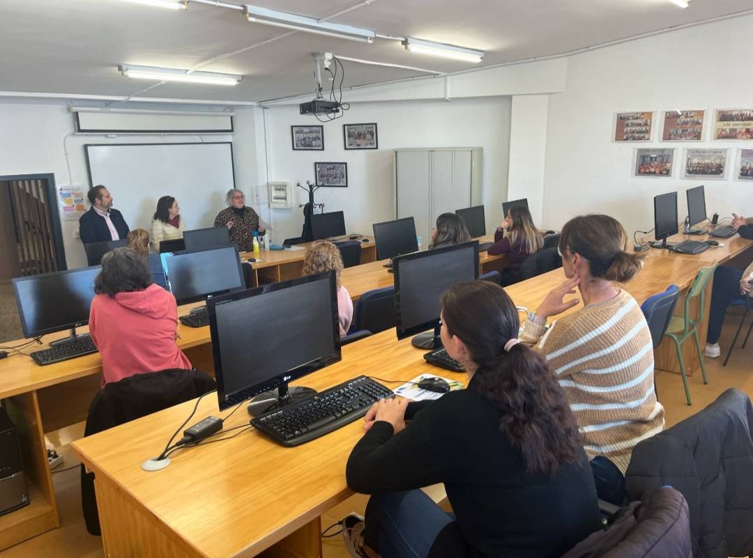 Salobrea pone en marcha un nuevo mdulo formativo del programa 'Preparad@s' 
