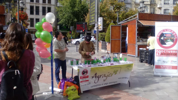 El centro de atencin al juego patolgico concertado con la Junta presta ayuda a 127 personas por su adicin a los juegos de azar  