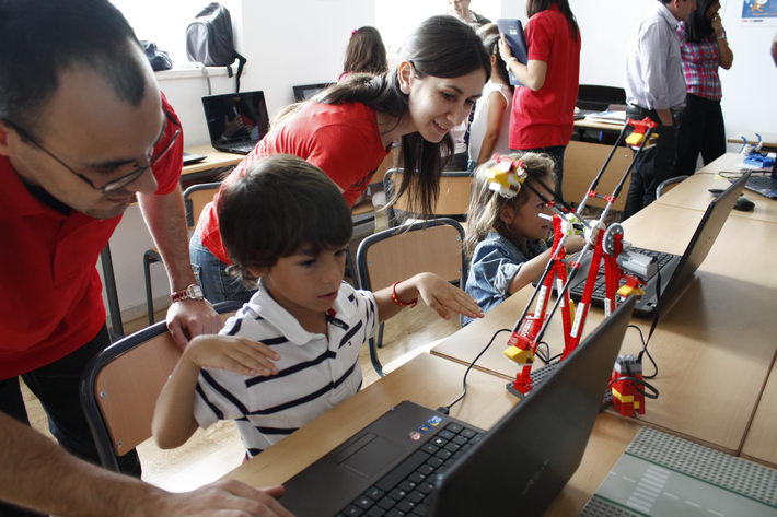 Nios de entre 7 y 14 aos aprendern robtica, programacin e ingeniera a partir de noviembre 